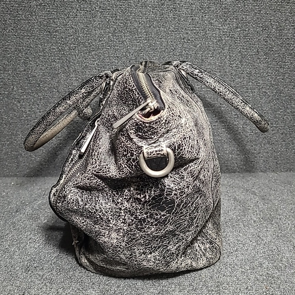 George Gina &‎ Lucy Star Shoulder Bag Black Distressed Leather Handbag - Picture 10 of 16